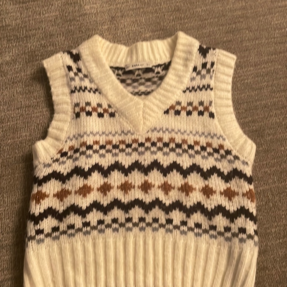 Zara v-neck sweater vest